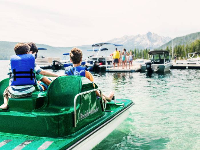 Paddleboat on Redfish Lake. Photo Credit: Idaho Tourism.