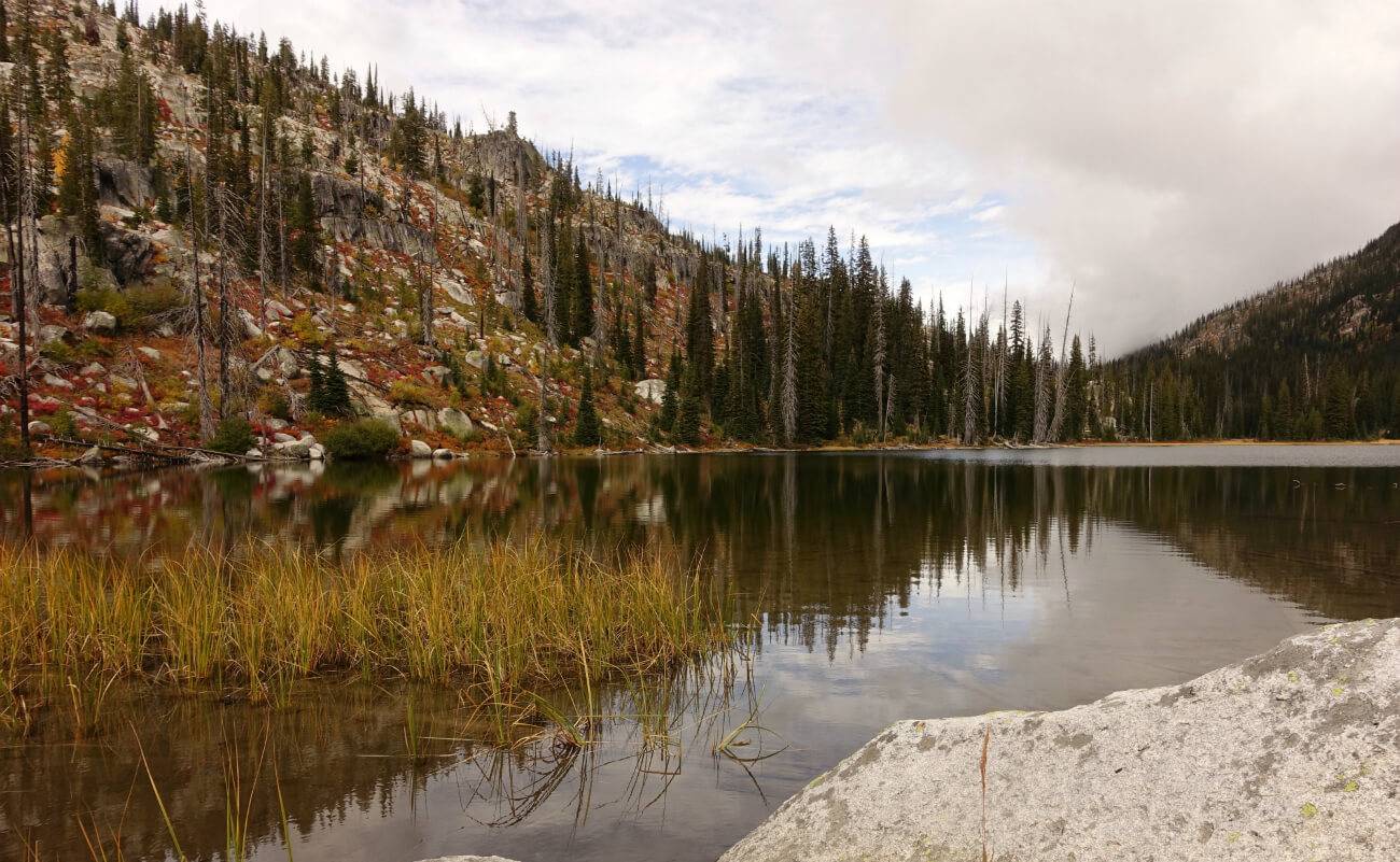 6 Hikes to Find Idaho's Phenomenal Fall Foliage| Visit Idaho