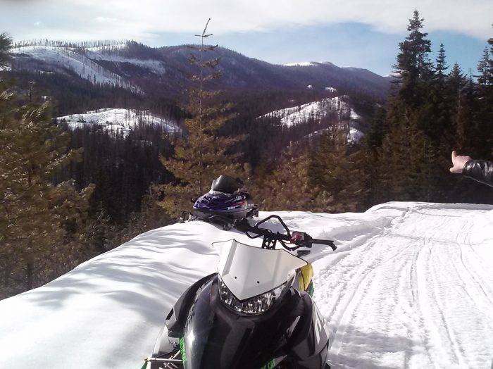 Enjoy the ride with Selkirk Powder Guides. Photo Credit: Sandy Van Deventer.