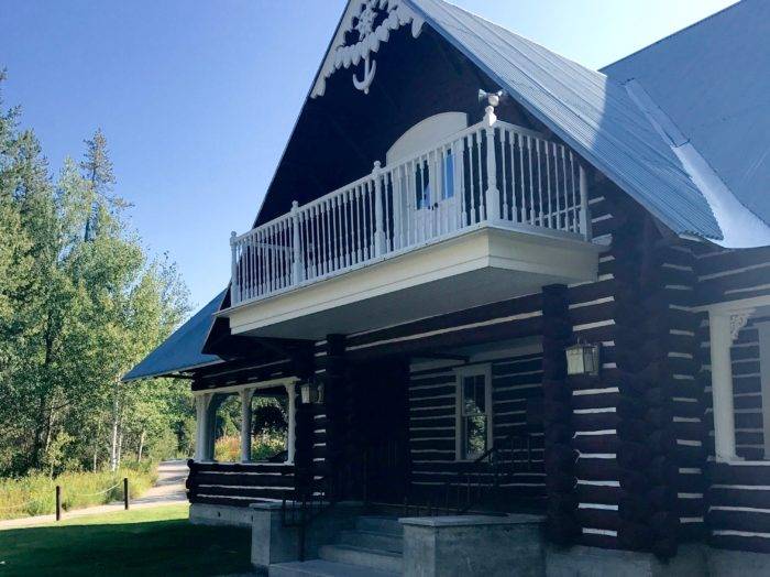 Stop by the Mesa Falls Visitor Center for information on the area. Photo Credit: Lindy Callahan.