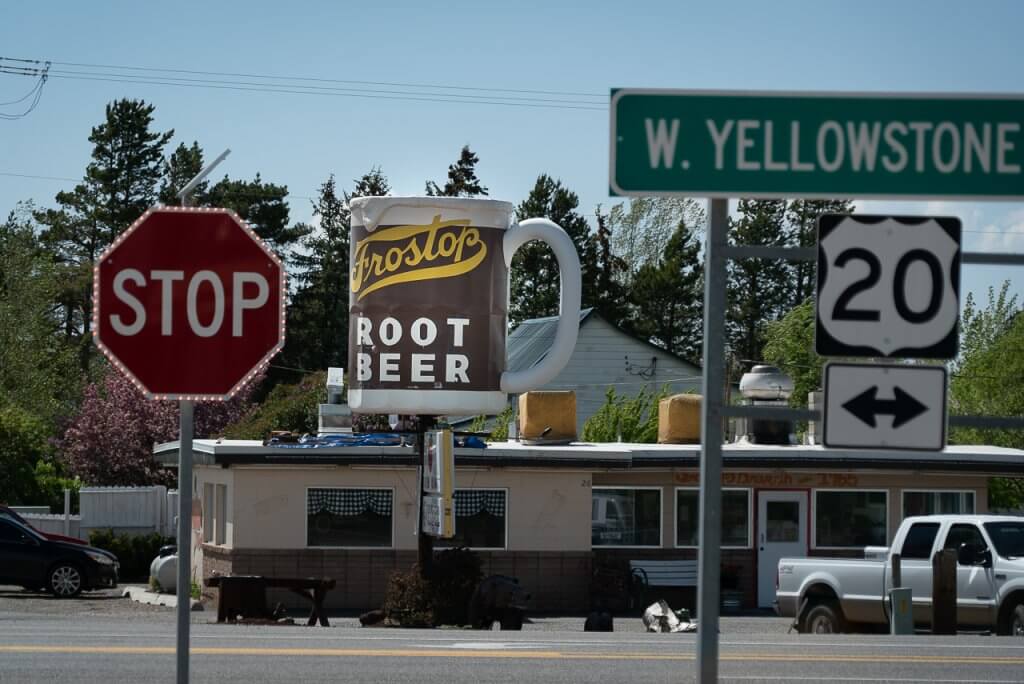 rootbeer mug shaped sign for restaurant