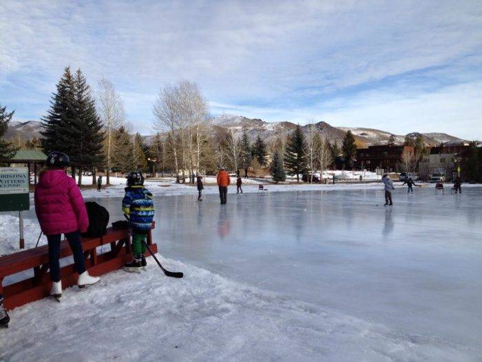 Skating on Christina Potters Ice Rink.