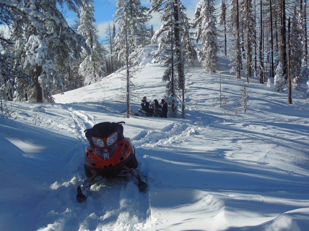 Snowmobiling_Pine-Featherville