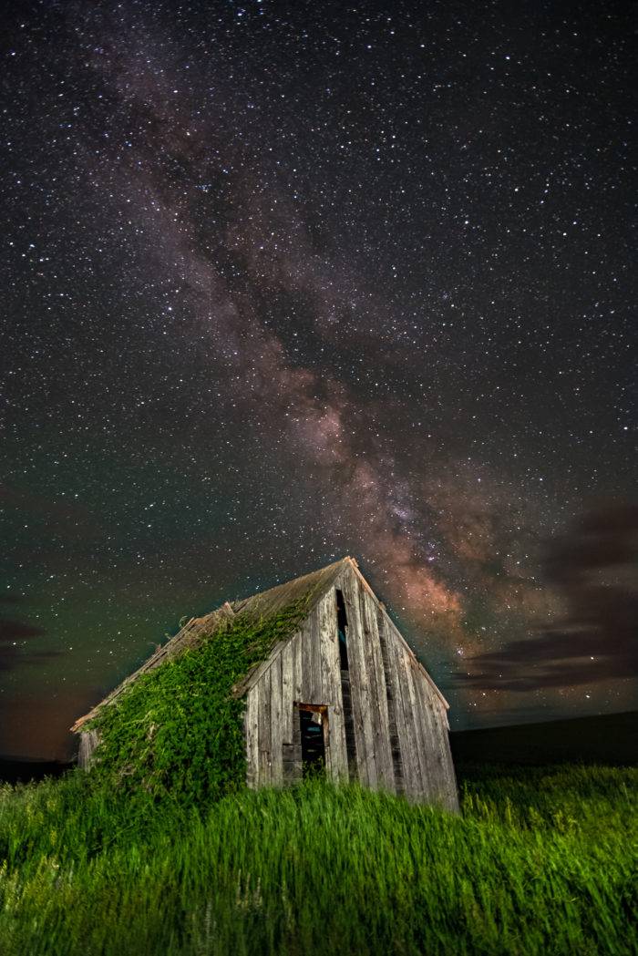 Old homestead backlight by starry night