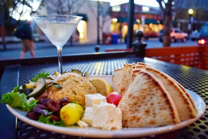 martini and hummus platter