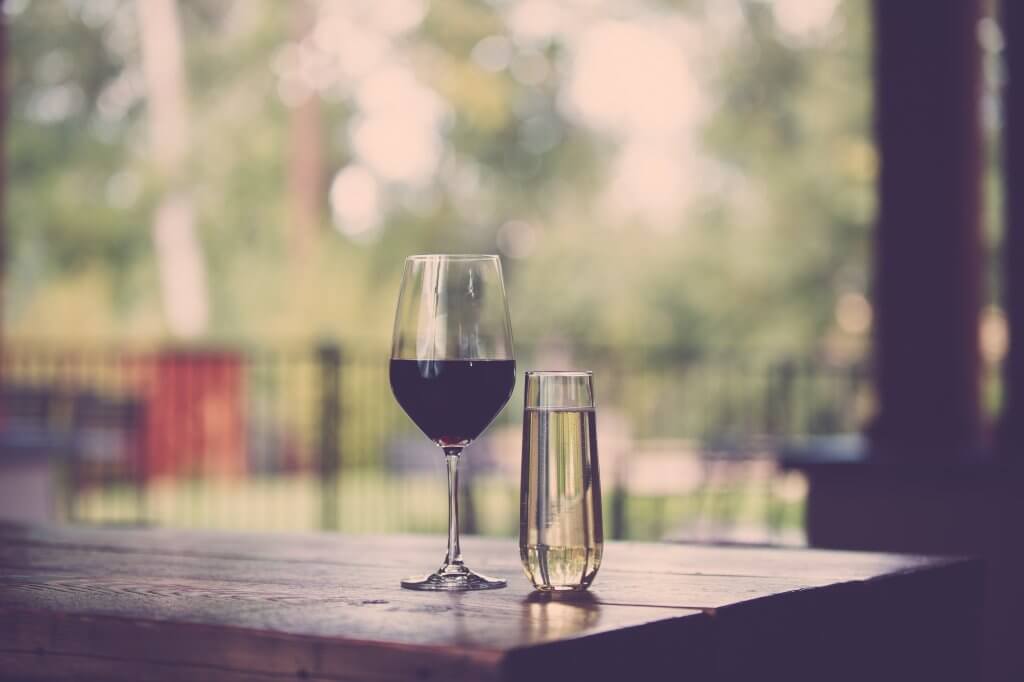 wine glasses on an outdoor table at Telaya