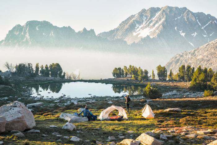 tent near mountain lake