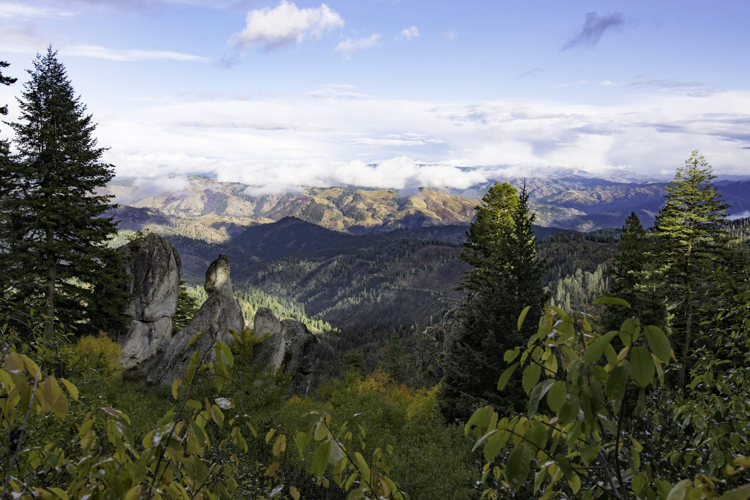 Scenic mountain view at Mores Mountain Trail.