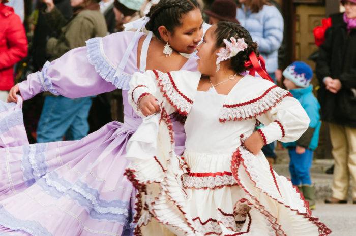 folk dancers