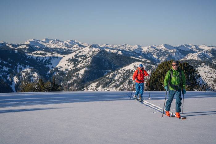 two skiers 