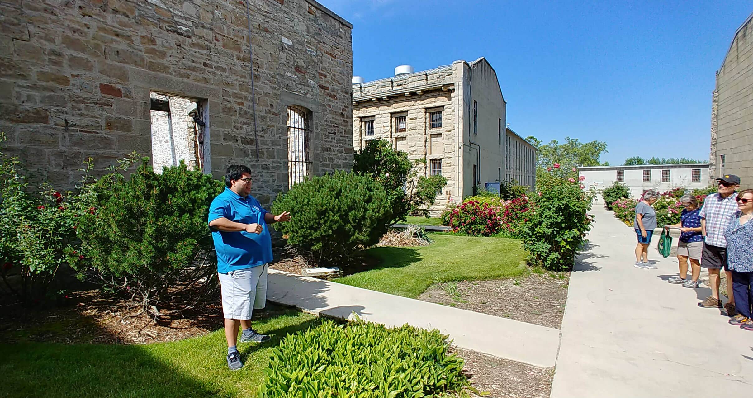 people with guide at Old Idaho Penitentiary