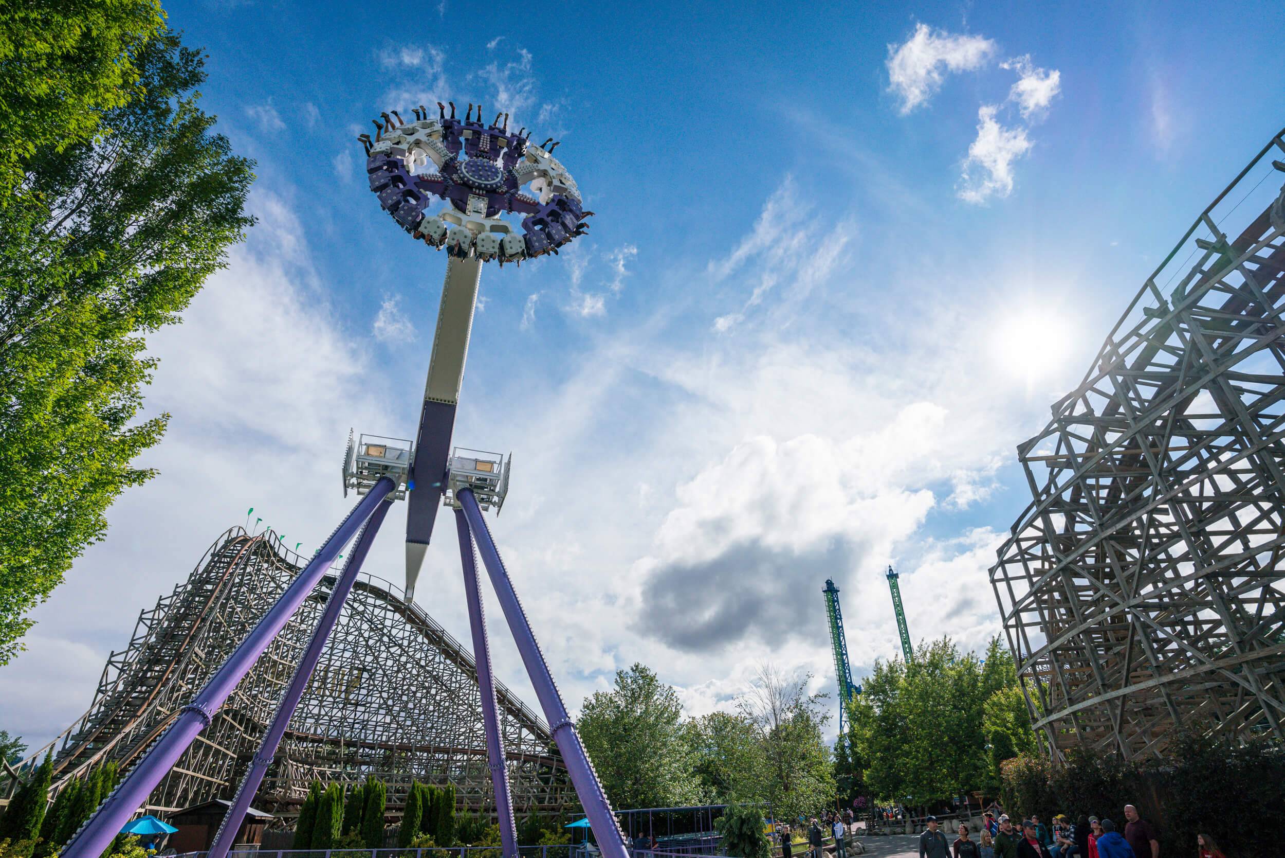 Pendulum ride at Silverwood Theme Park.