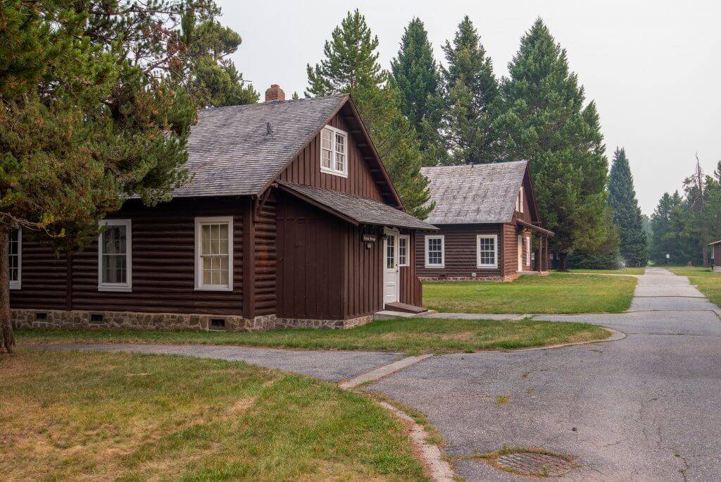 rustic cabins at harriman state park