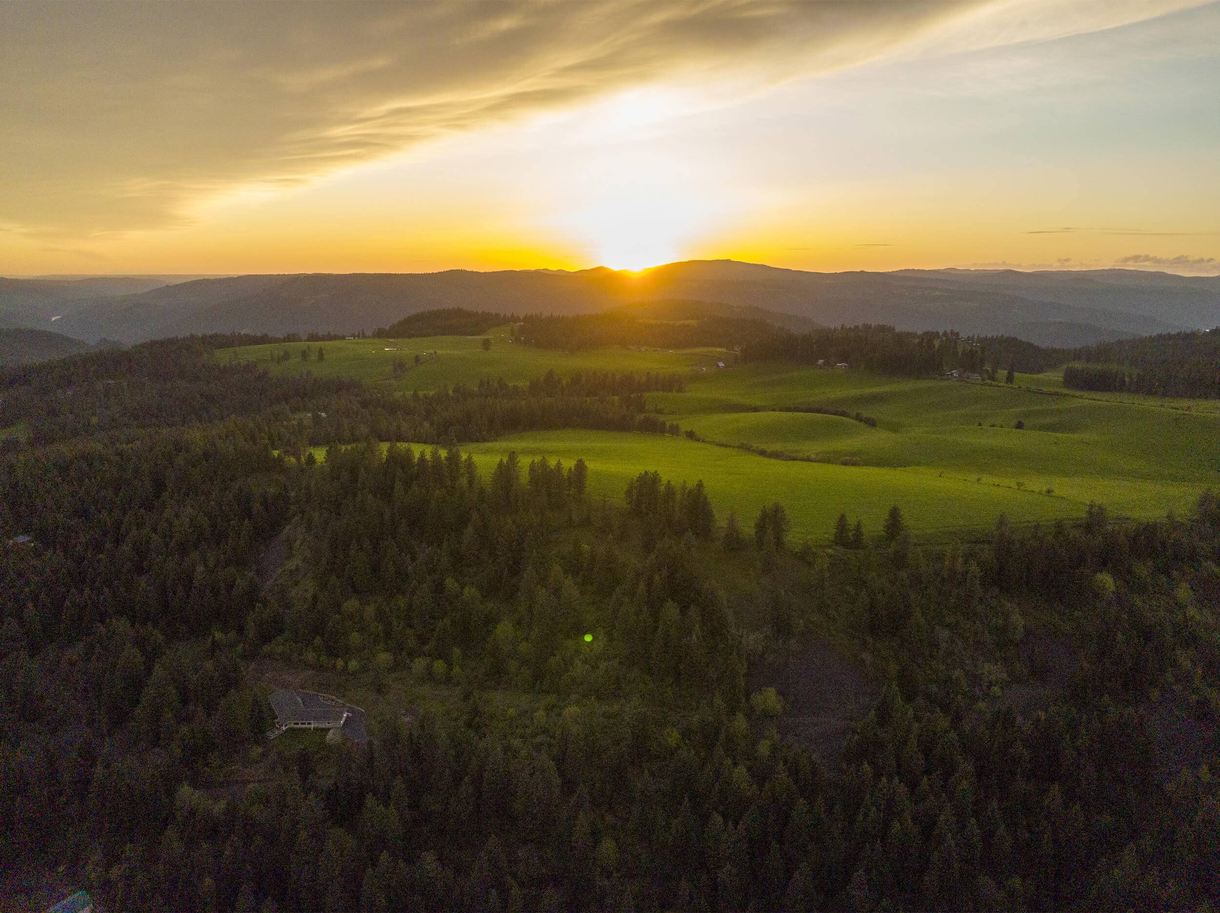 The sun sets over Fraser Park in Idaho.