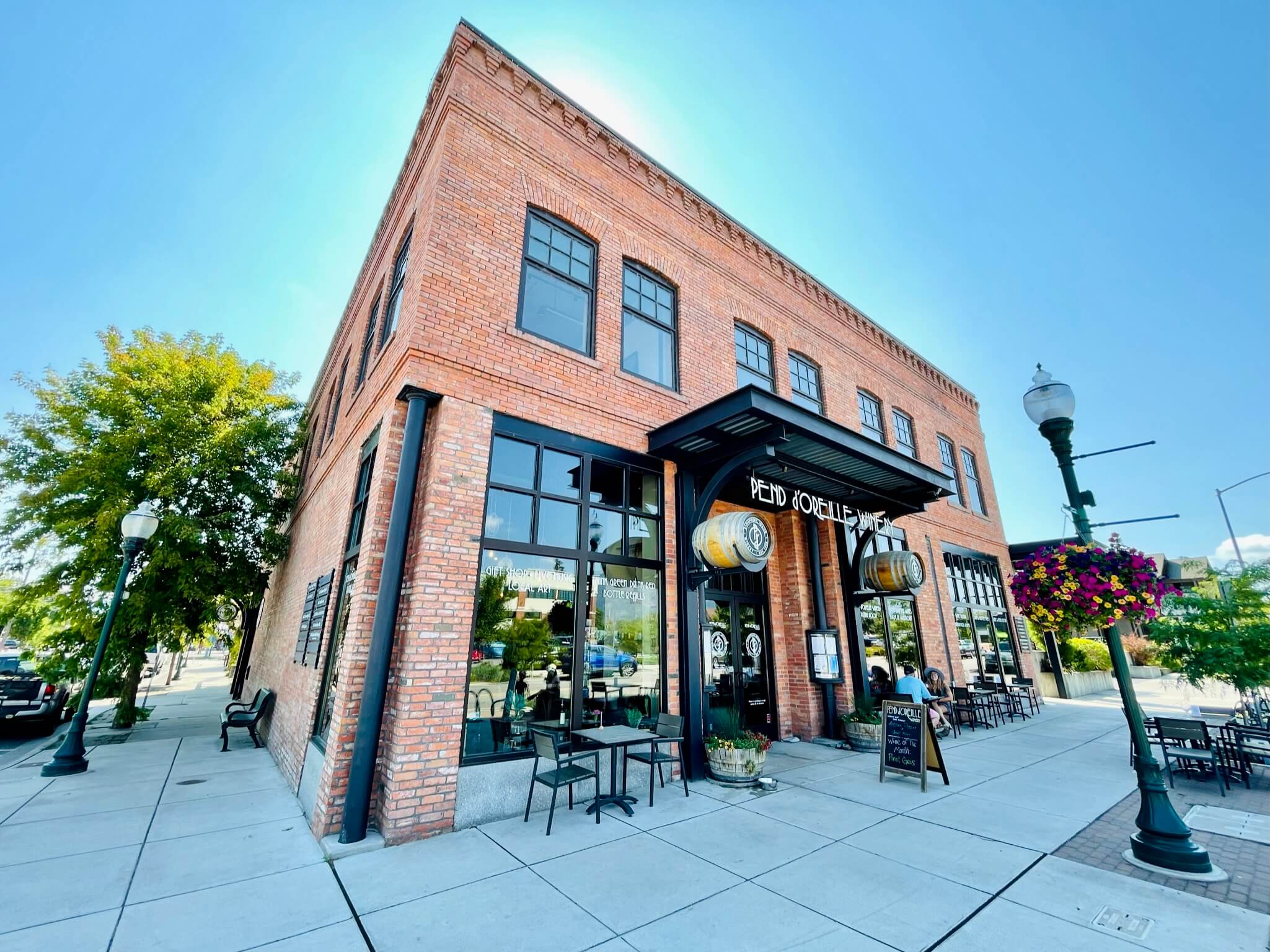 street view of a wine bar